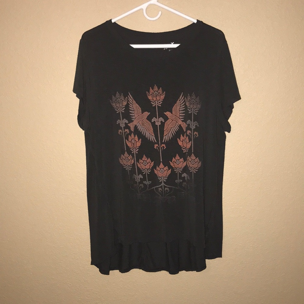 Worn once ae shirt